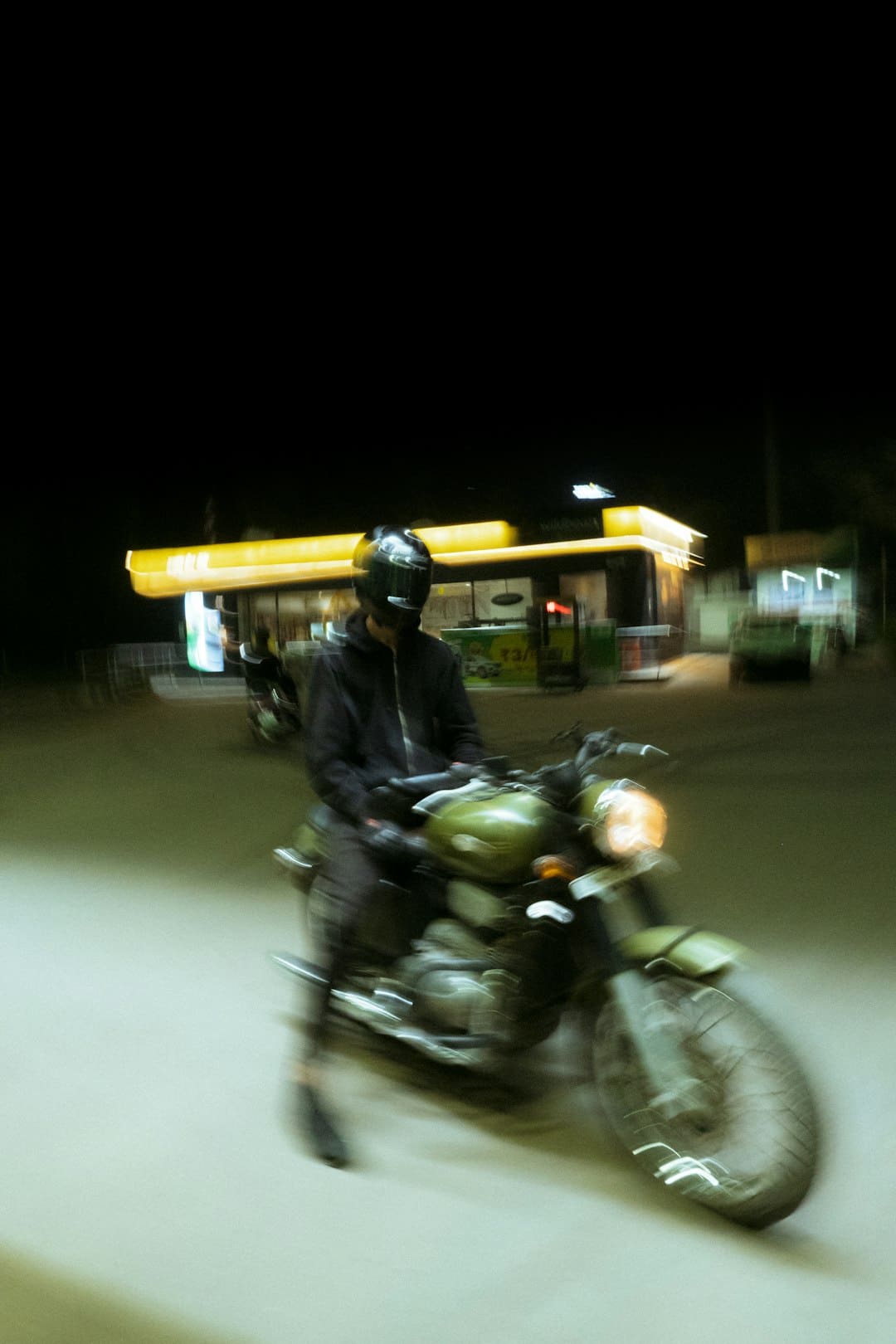https://img3.utuku.imgcdc.com/492x0/ent/20250901/5e47a4ad-ca24-4da3-9a87-41b29e51a39f.jpg